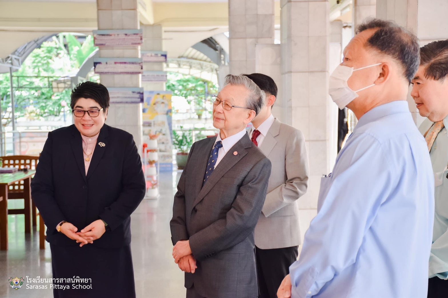 ท่านชวน หลีกภัย อดีตนายกรัฐมนตรีและอดีตประธานรัฐสภา มอบทุนการศึกษาให้กับนักศึกษาสถาบันเทคโนโลยีแห่งสุวรรณภูมิ